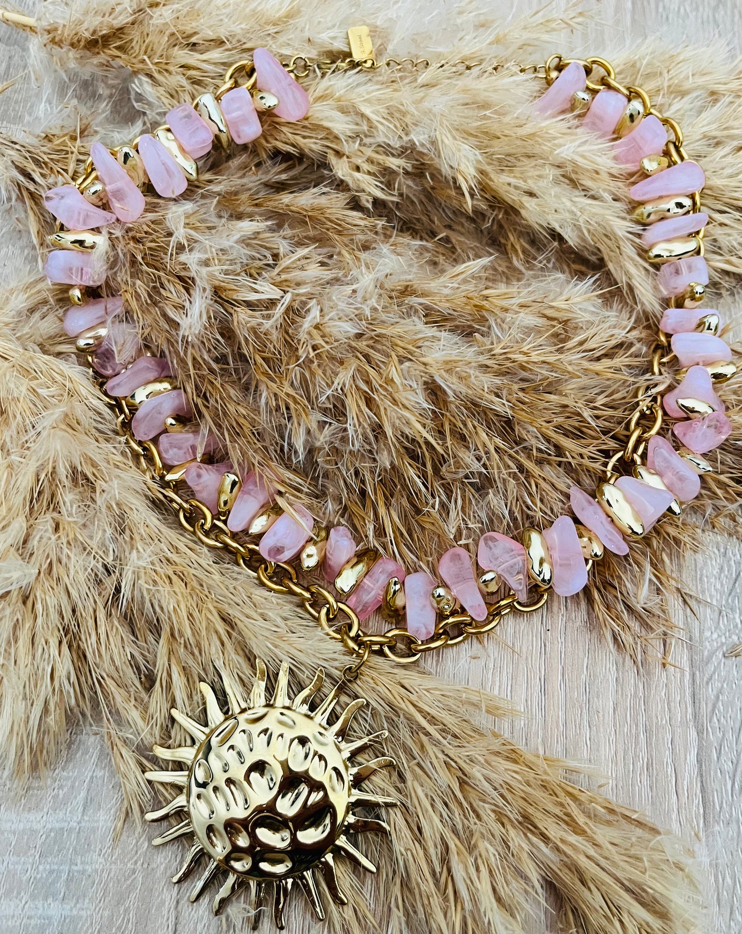 collier Solar rose